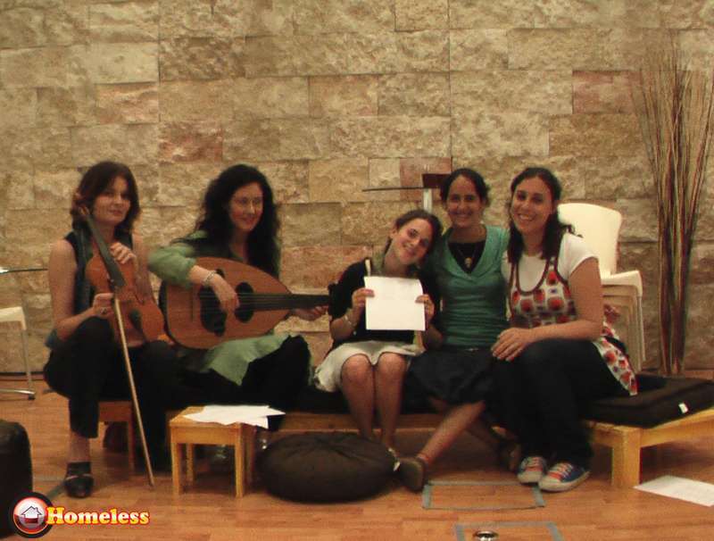 מוסיקה ונגינה - כלים אתניים ופולקלור | אנסמבל פיוטים לנשים 