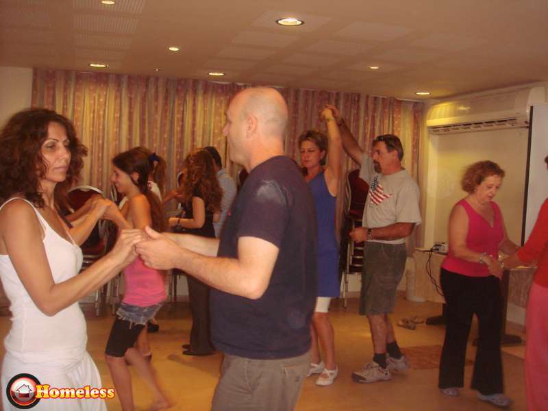 ריקודים ומחול - סלסה ולטיניים | ריקודי זוגות מהצעד הראשון!  