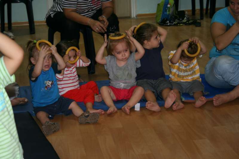 ילדים וגיל הרך - שונות | חוג תנועה שיר יוגה לילדים 