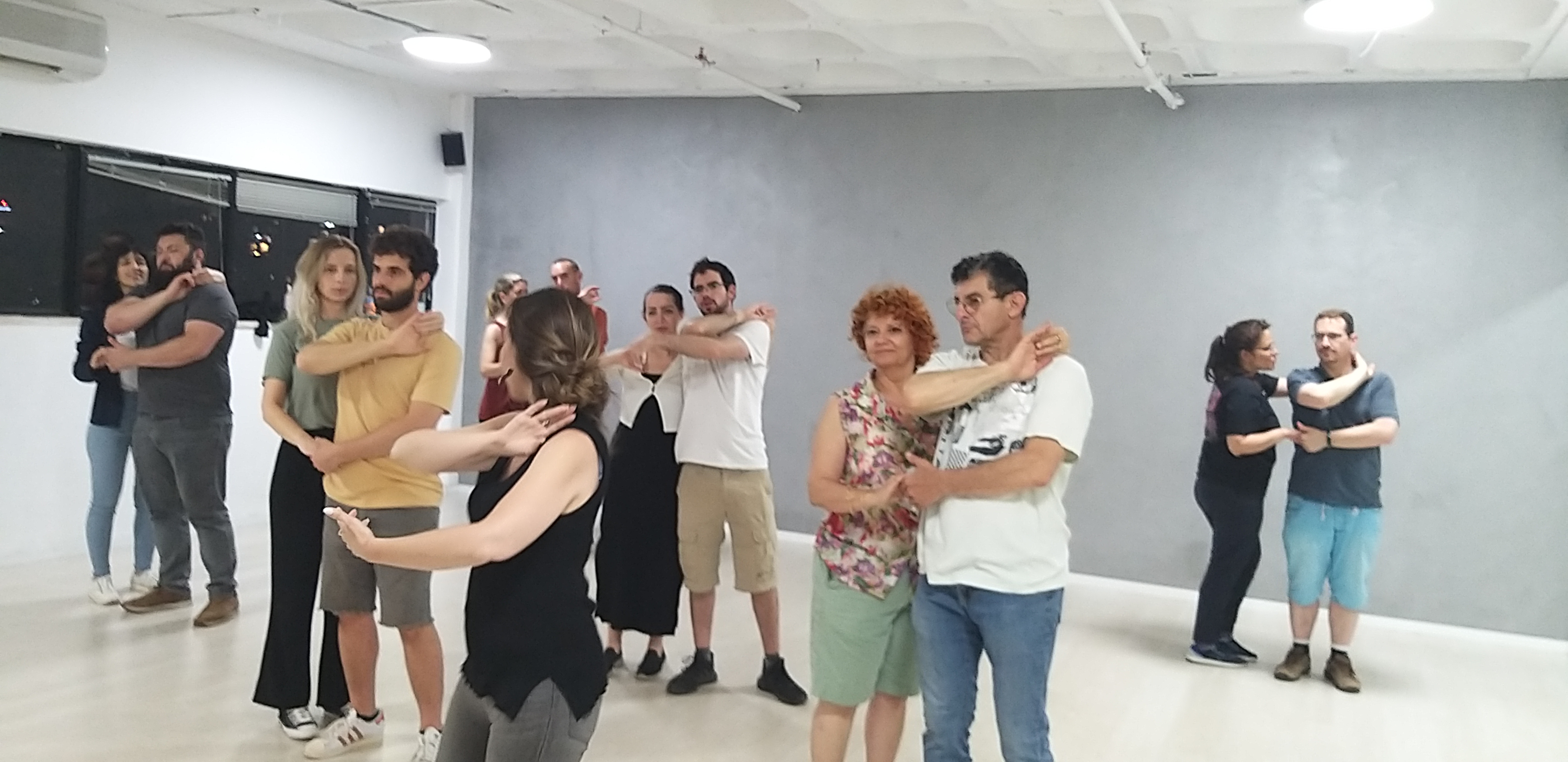 קורס סלסה מהצעד הראשון 