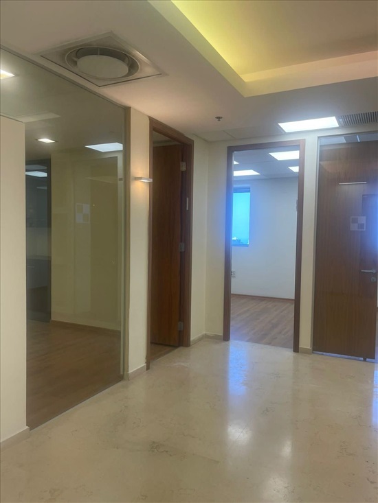 תמונה 2 ,משרדים להשכרה, זבוטינסקי 7, מתחם הבורסה ברמת גן