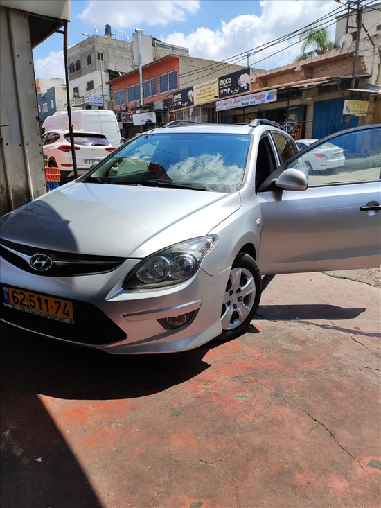 תמונה 1 ,יונדאי i30 CW יד 3 2011 176000 ק"מ