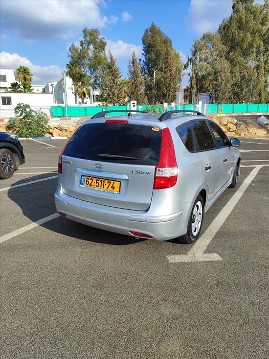 תמונה 2 ,יונדאי i30 CW יד 3 2011 176000 ק"מ