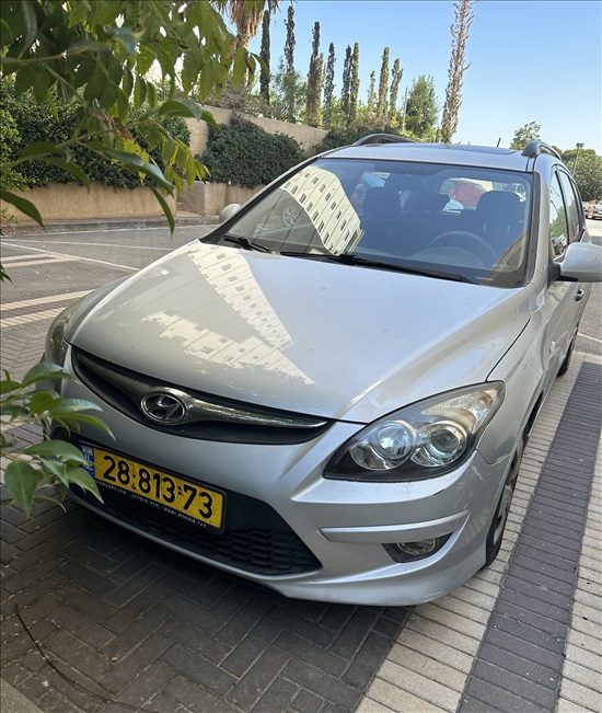 תמונה 1 ,יונדאי i30 CW יד 2 2010 153000 ק"מ