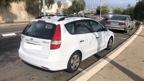 תמונה 3 ,יונדאי i30 CW יד 2 2011 165000 ק"מ