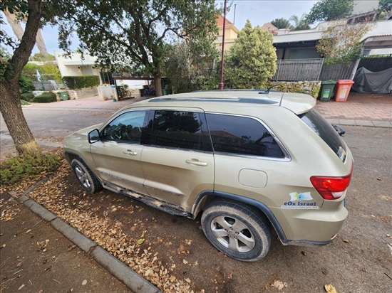 תמונה 4 ,ג'יפ / Jeep
 ג'יפ / Jeep
 יד 3 2011 112000 ק"מ