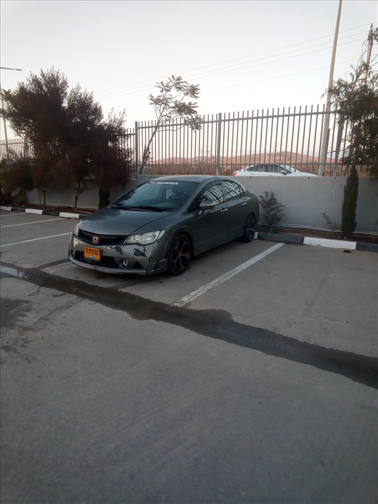 תמונה 1 ,הונדה סיוויק סדאן החדשה
 יד 5 2007 200000 ק"מ