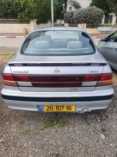 תמונה 4 ,ניסאן
 מקסימה יד 4 1996 178000 ק"מ