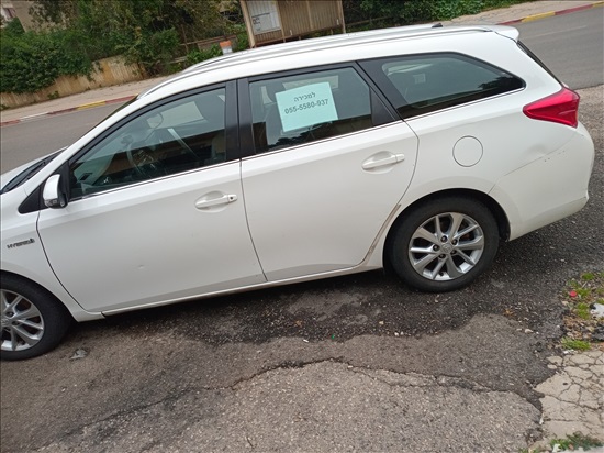 תמונה 2 ,טויוטה אוריס TS הייבריד
 יד 2 2015 0 ק"מ