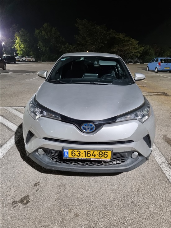 תמונה 1 ,טויוטה C-HR יד 2 2017 103000 ק"מ