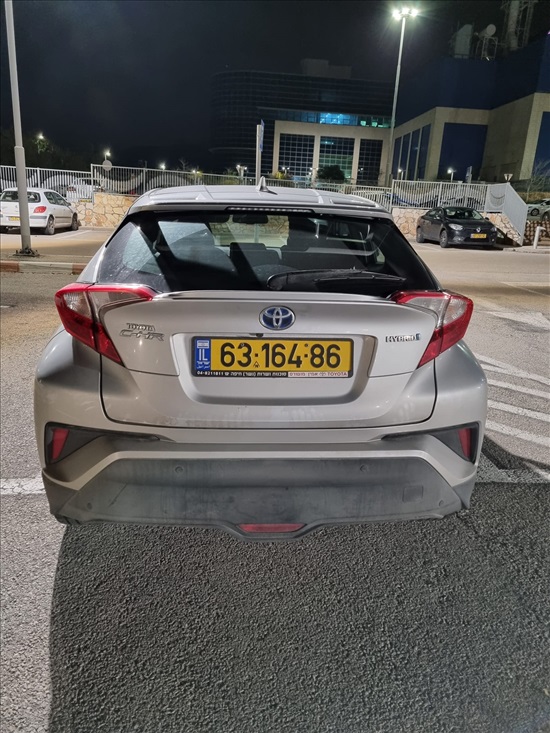 תמונה 3 ,טויוטה C-HR יד 2 2017 103000 ק"מ