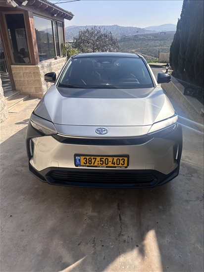 תמונה 5 ,טויוטה C-HR יד 2 2023 12000 ק"מ