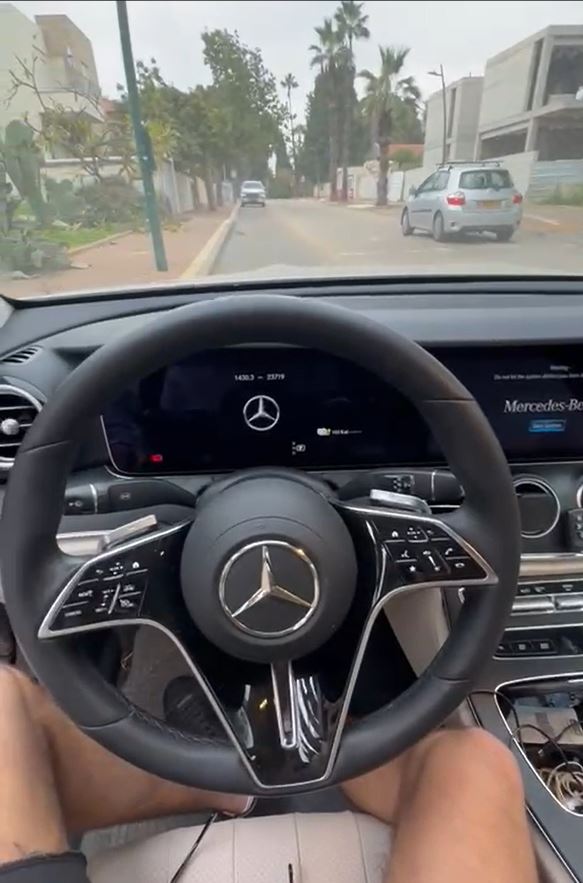 תמונה 3 ,מרצדס E- CLASS יד 1 2022 23000 ק"מ