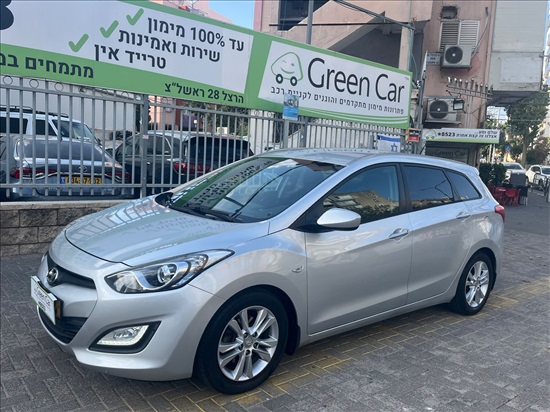 תמונה 2 ,יונדאי i30 CW יד 2 2015 17900 ק"מ