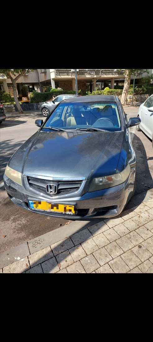 תמונה 1 ,הונדה אקורד יד 2 2004 243000 ק"מ