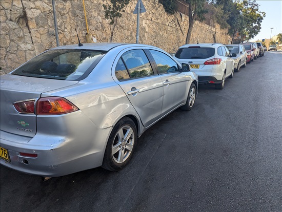 תמונה 4 ,מיצובישי לנסר הדור החדש יד 2 2011 250000 ק"מ