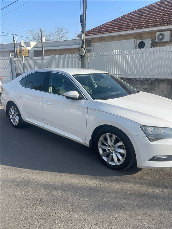 תמונה 4 ,סקודה סופרב יד 2 2019 438000 ק"מ