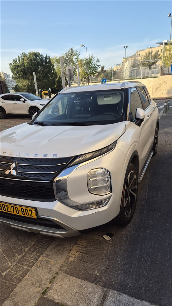 תמונה 3 ,מיצובישי אאוטלנדר יד 1 2022 28300 ק"מ