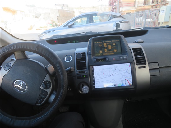 תמונה 2 ,טויוטה פריוס C הייבריד יד 4 2009 277000 ק"מ