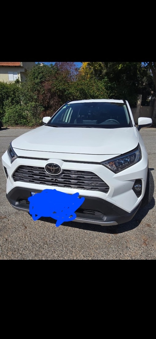 תמונה 2 ,טויוטה C-HR יד 1 2019 180000 ק"מ