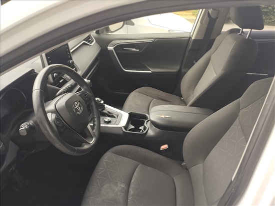 תמונה 3 ,טויוטה C-HR יד 1 2019 180000 ק"מ