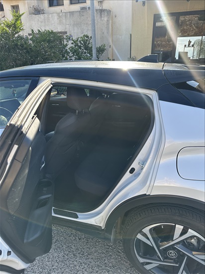 תמונה 3 ,טויוטה C-HR יד 1 2022 68890 ק"מ