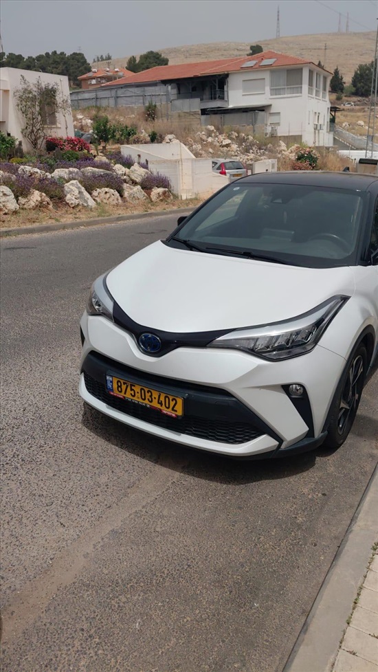 תמונה 4 ,טויוטה C-HR יד 1 2022 68000 ק"מ