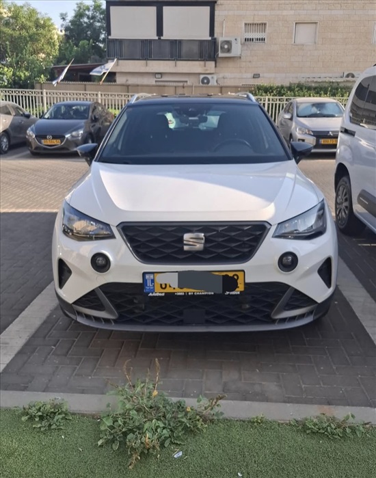 תמונה 1 ,סיאט ארונה יד 2 2022 40000 ק"מ