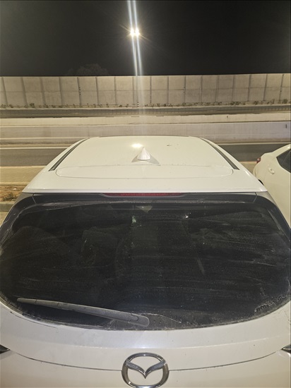 תמונה 6 ,מאזדה 5 יד 3 2020 100000 ק"מ