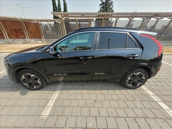 תמונה 3 ,קיה נירו EV יד 1 2024 8300 ק"מ