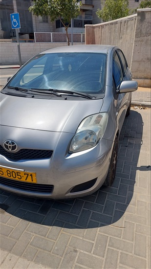 תמונה 1 ,טויוטה יאריס יד 5 2010 137000 ק"מ