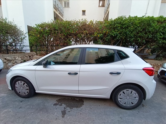 תמונה 2 ,סיאט איביזה יד 1 2021 12000 ק"מ