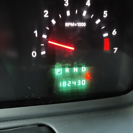 תמונה 5 ,דודג` ג'רני יד 4 2009 183000 ק"מ