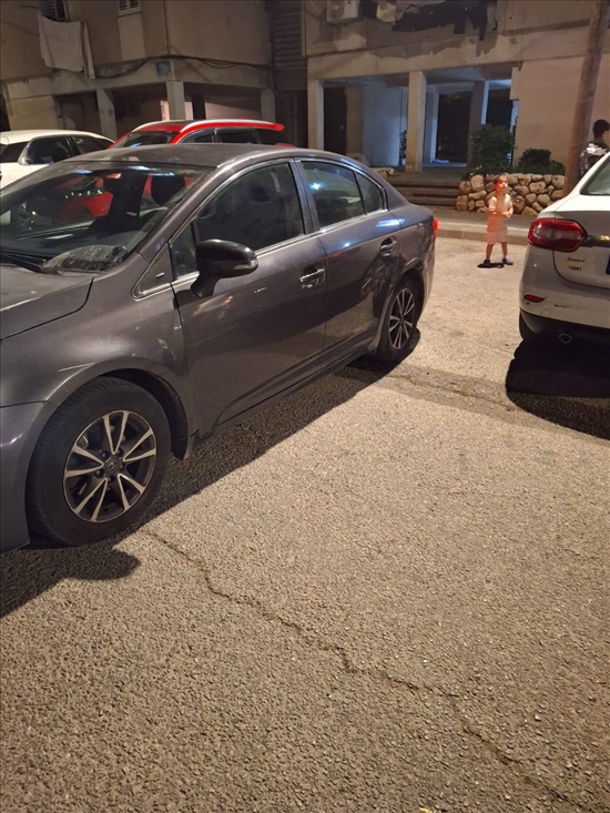תמונה 2 ,טויוטה אונסיס יד 3 2016 93000 ק"מ