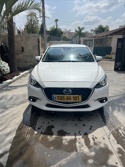 תמונה 2 ,מאזדה 3 יד 1 2019 111000 ק"מ