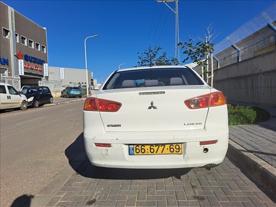 תמונה 2 ,מיצובישי לנסר יד 3 2009 212000 ק"מ