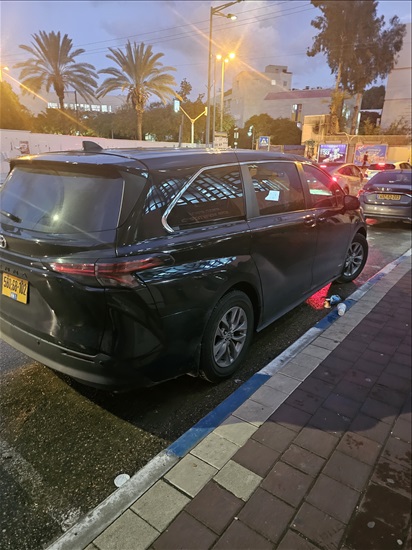 תמונה 2 ,טויוטה סיינה יד 1 2021 196000 ק"מ