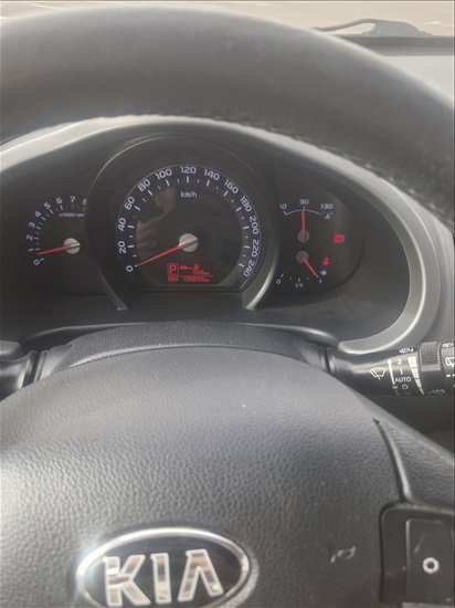 תמונה 2 ,קיה ספורטאז` יד 2 2015 109000 ק"מ