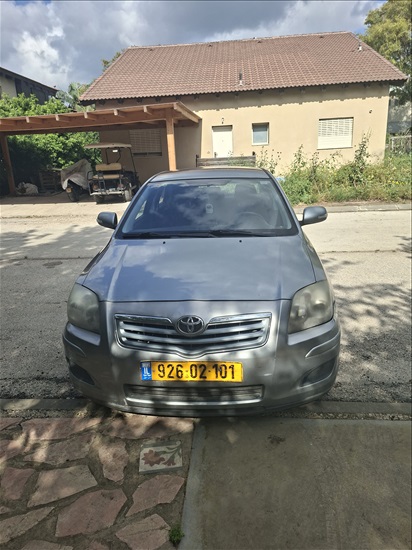 תמונה 1 ,טויוטה אונסיס יד 2 2008 158000 ק"מ
