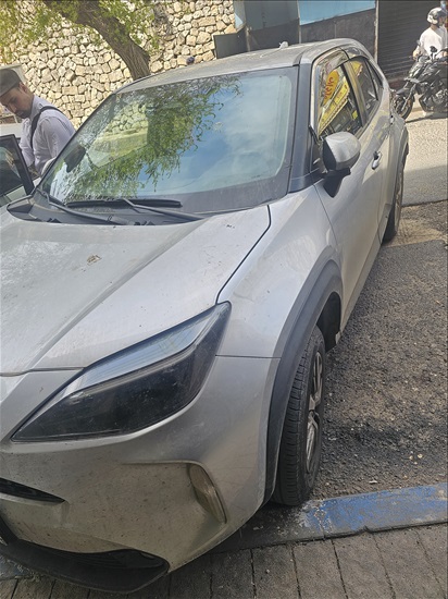 תמונה 2 ,טויוטה יאריס קרוס יד 1 2025 25000 ק"מ