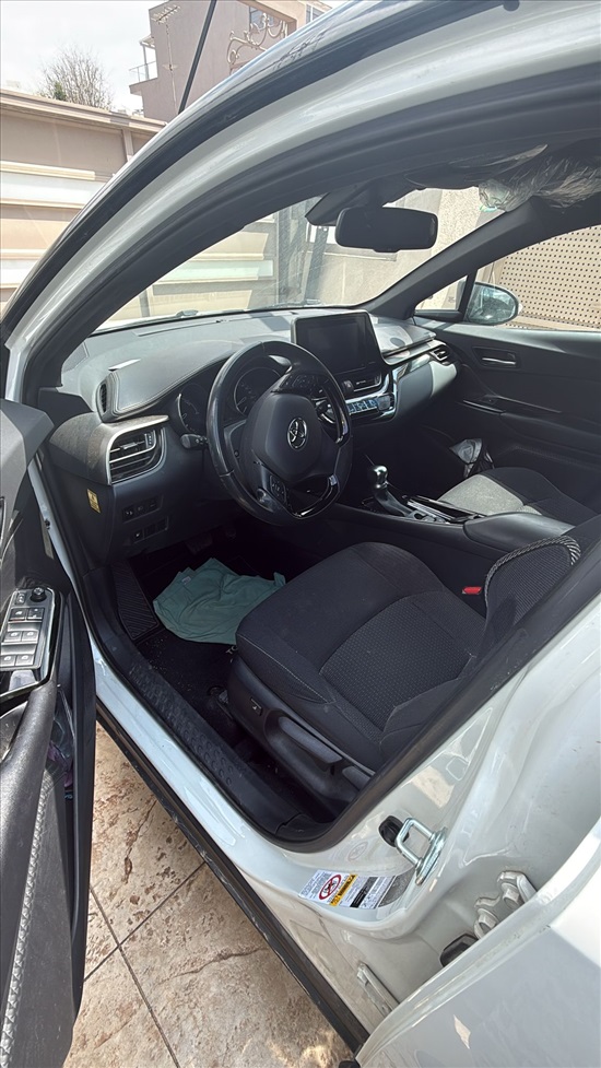תמונה 5 ,טויוטה C-HR יד 1 2019 28000 ק"מ