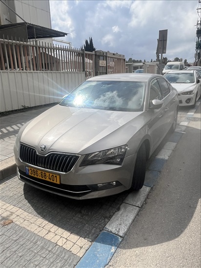 תמונה 2 ,סקודה סופרב יד 1 2018 200000 ק"מ