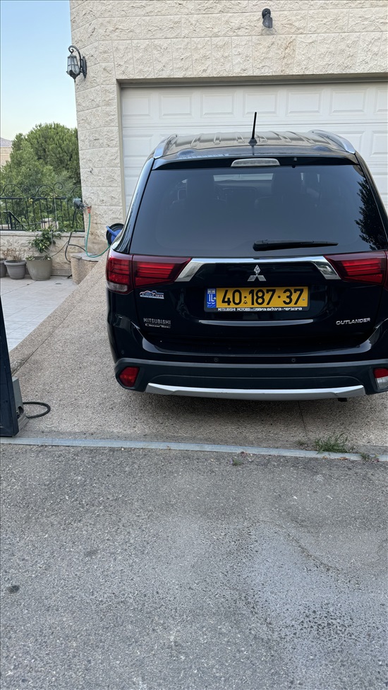 תמונה 4 ,מיצובישי אאוטלנדר יד 1 2016 130000 ק"מ