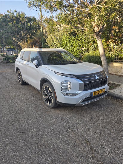 תמונה 3 ,מיצובישי אאוטלנדר יד 1 2023 60000 ק"מ