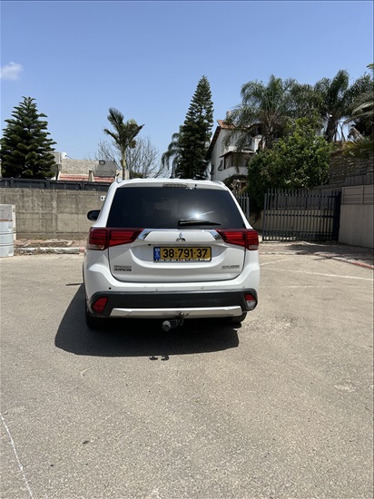 תמונה 5 ,מיצובישי אאוטלנדר יד 3 2016 280000 ק"מ