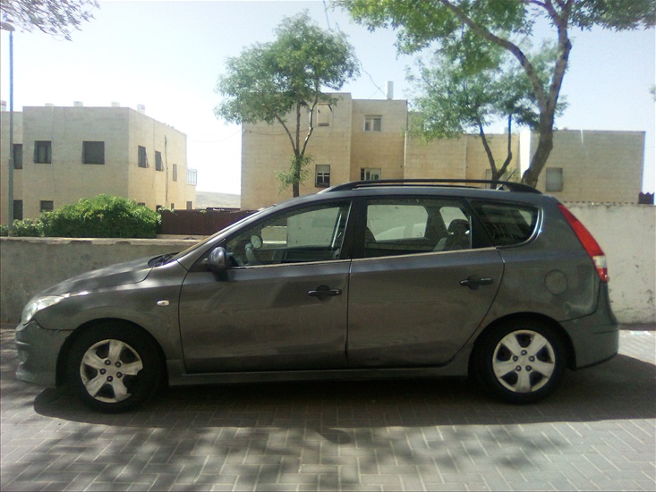תמונה 1 ,יונדאי i30 CW יד 4 2010 214000 ק"מ