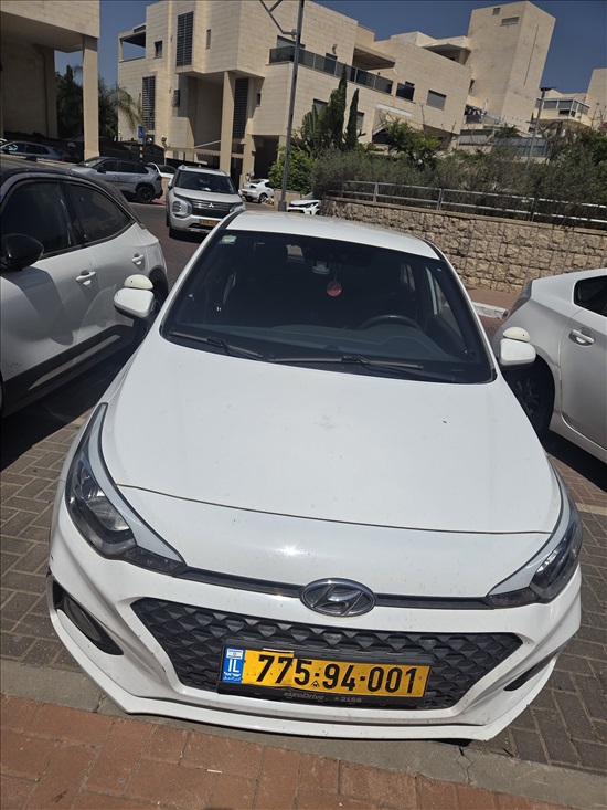 תמונה 3 ,יונדאי i20 יד 2 2019 123000 ק"מ