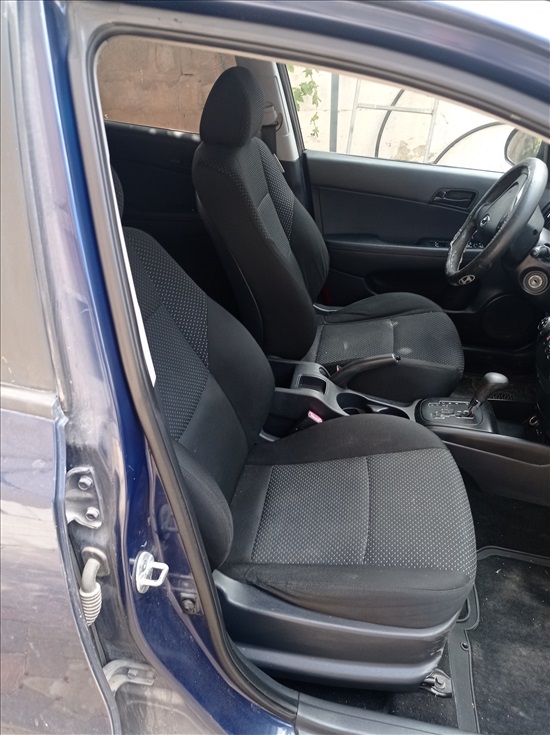 תמונה 6 ,יונדאי i30 יד 3 2010 180000 ק"מ