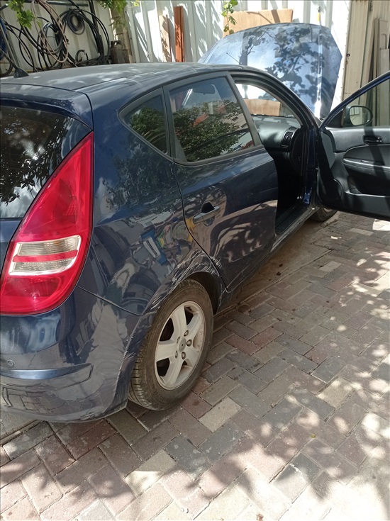 תמונה 8 ,יונדאי i30 יד 3 2010 180000 ק"מ