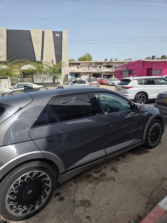 תמונה 2 ,יונדאי איוניק יד 1 2024 15000 ק"מ